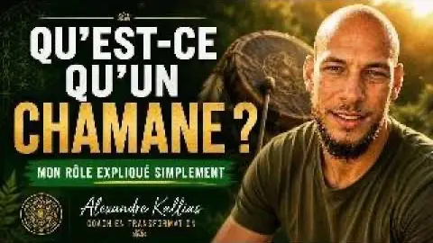 Alexandre Kallias en vidéo : qu'est-ce qu'un chamane, son rôle expliqué simplement